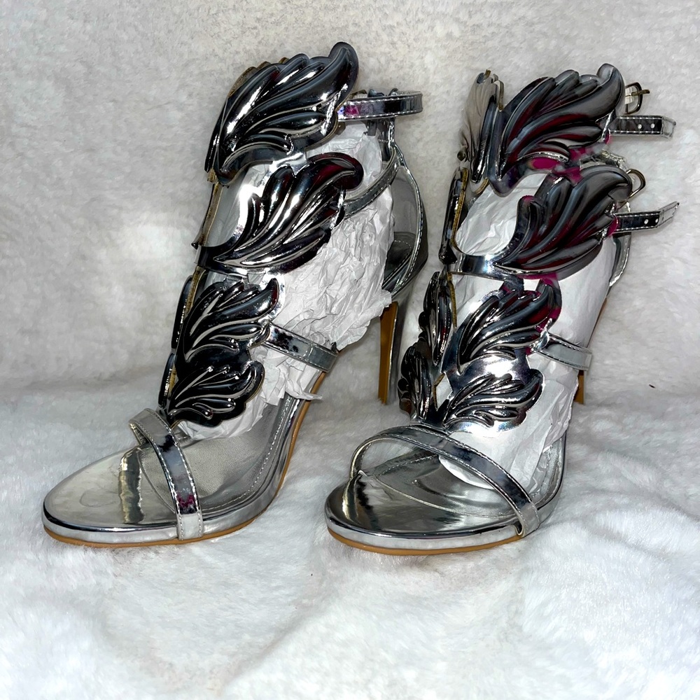 Silver showstoppers